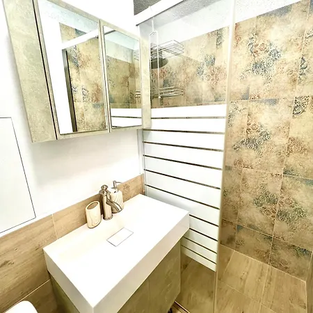 The 2br - Free Parking 4* Sofia