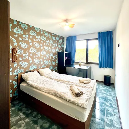 The 2br - Free Parking 4*