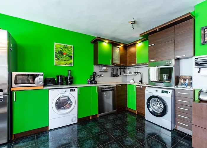 The 2br - Free Parking Apartahotel