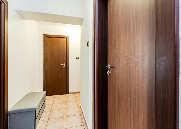 The 2br - Free Parking 公寓式酒店 4*