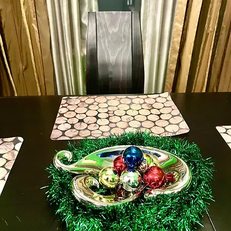 The 2br - Free Parking 4*